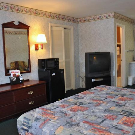 Merrimac Inn & Suites Γουίλιαμσμπεργκ Εξωτερικό φωτογραφία