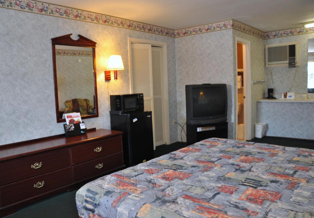Merrimac Inn & Suites Γουίλιαμσμπεργκ Εξωτερικό φωτογραφία